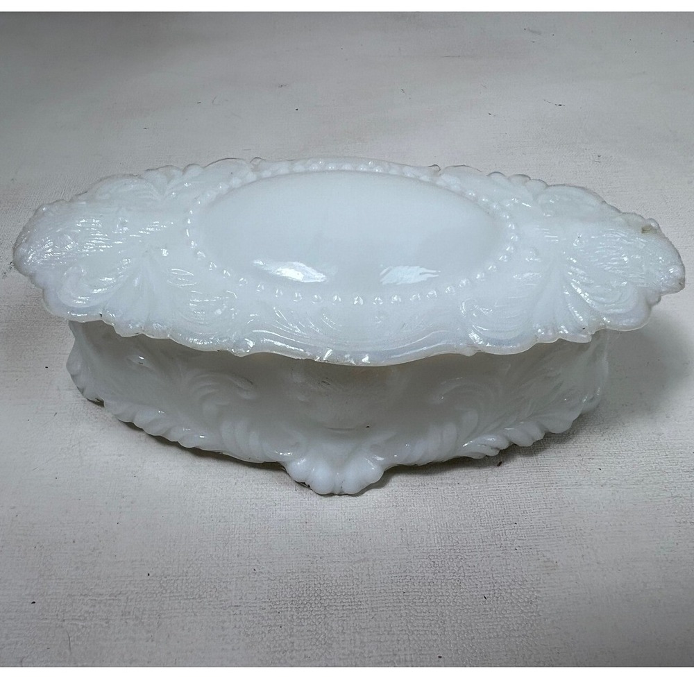 Vintage Milk Glass Trinket Box Oval Ornate Jewelry Dish‎ Dresser Decor
